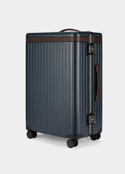 Hybrid Check In Suitcase