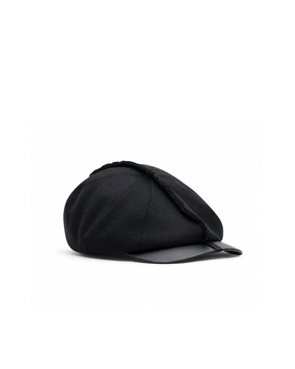 CDG SHIRT Newsboy Cap ¨C Black